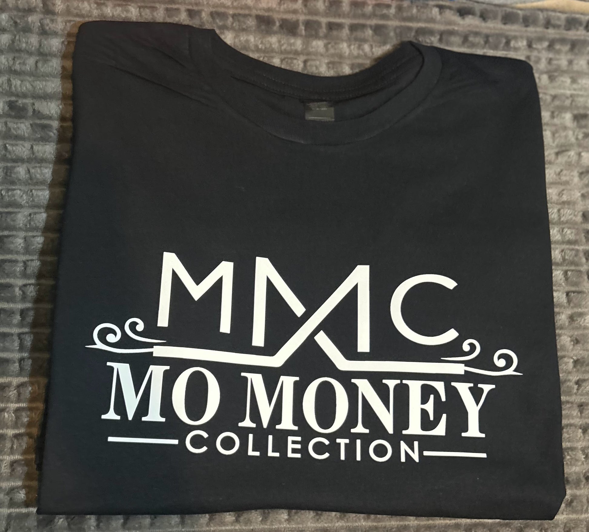 Mo Money Collection T-Shirt - Medium